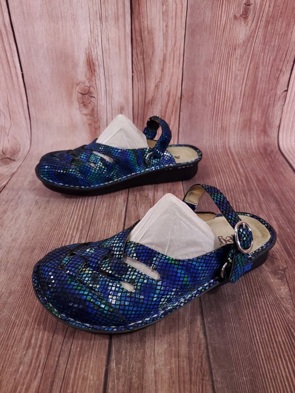 *READ* Alegria Freesia Clogs Mules Womens US 9 EU 39 Iridescent Blue FRE-388